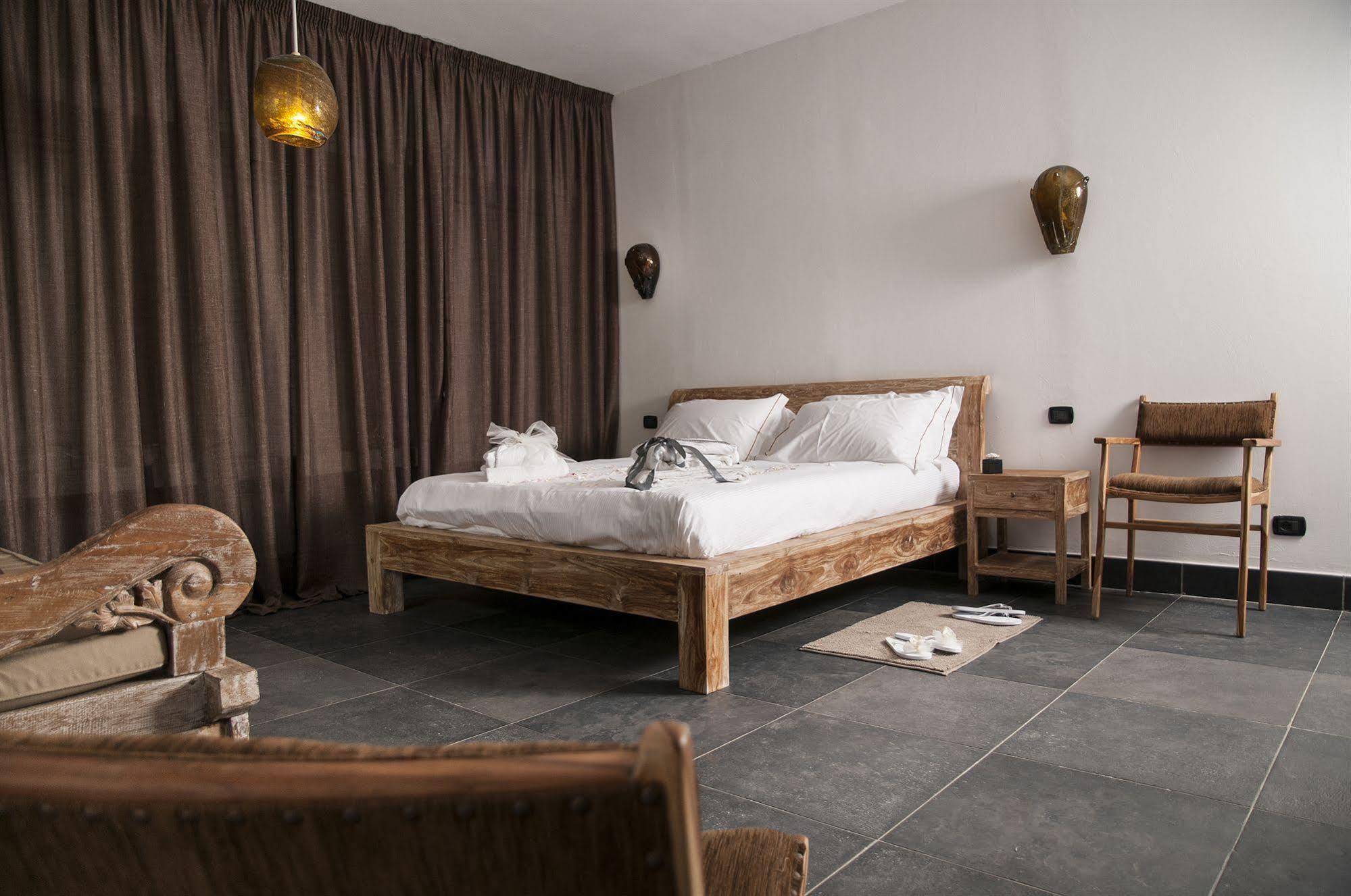 Seven Maze Charming House Bed & Breakfast Bari Exterior photo
